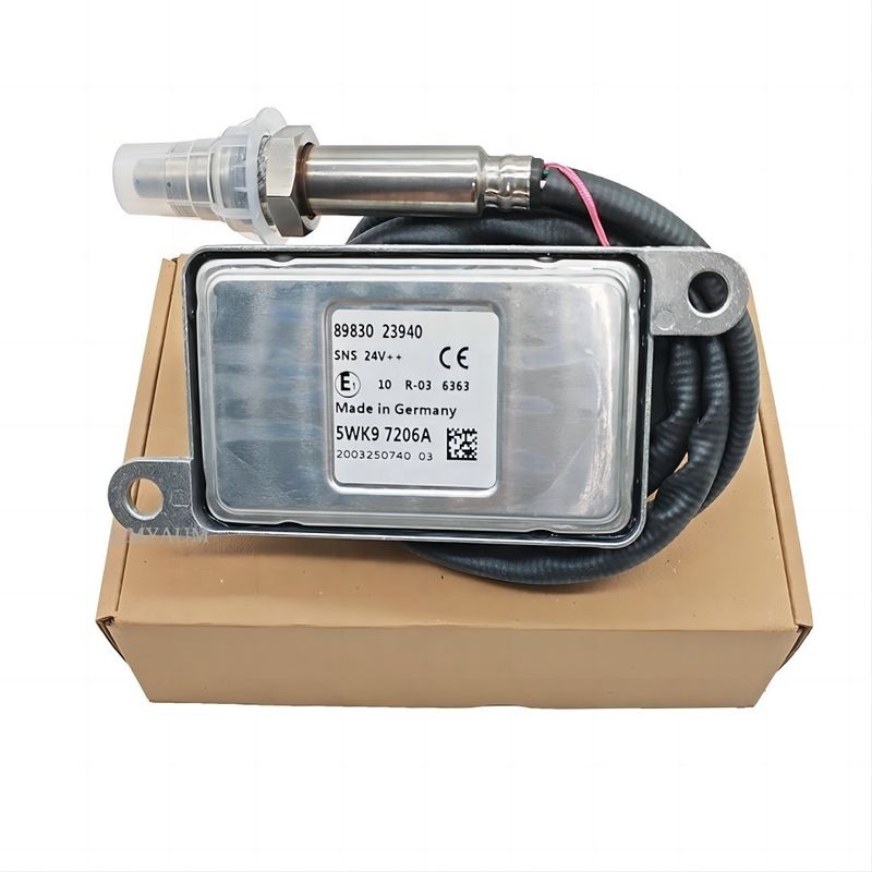 OE NO. 5WK9 7206A Sensor de óxido de nitrogénio Sensor de NOx 24V para peças essenciais de automóveis ISUZU